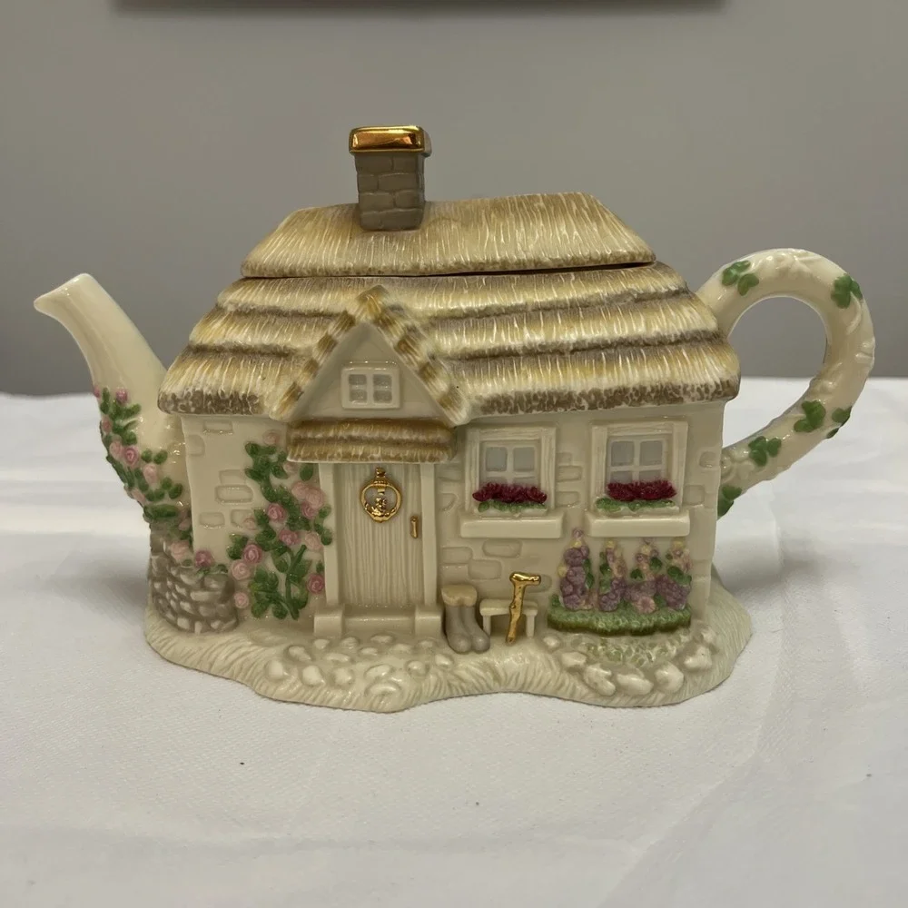 2002 Lenox The Irish Blessing Cottage Teapot Lid Cottagecore Shamrock Vtg